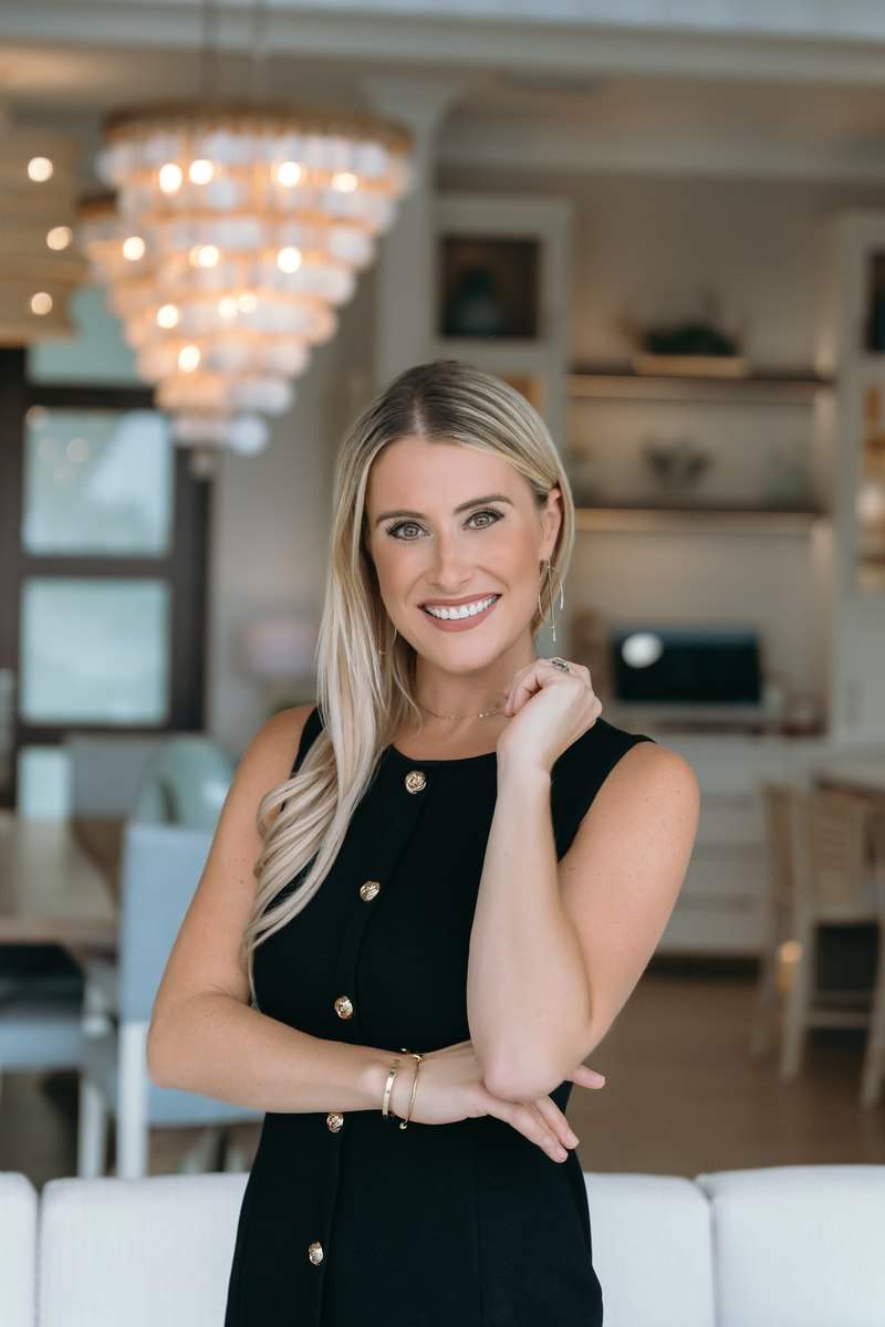 Kelly Olin